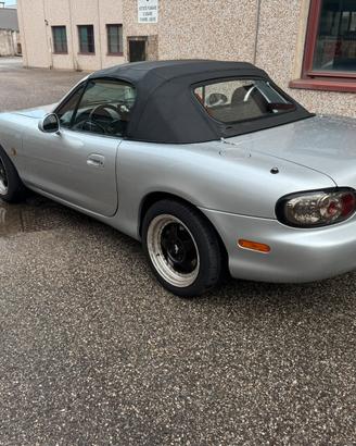 Mazda mx5 nb