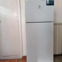 Frigorifero + congelatore + forno