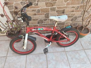 bici per bambino marca BMX .