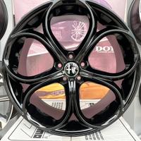 Cerchi in lega alfa romeo 18 pollici MOD. Petalo