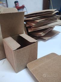 scatoline in cartone ondulato 