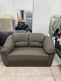 Divano 2 posti ecopelle tortora nuovo