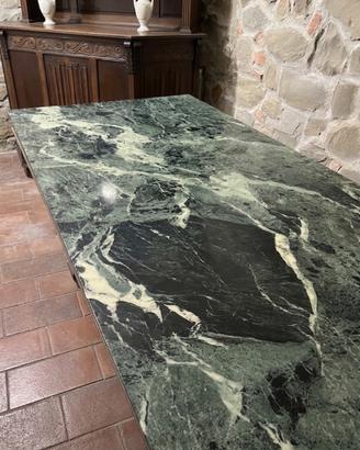 Tavolo in marmo
