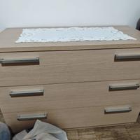 Armadio,letto contenitore,cassettiera e comodini 