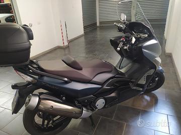 moto Tmax 500