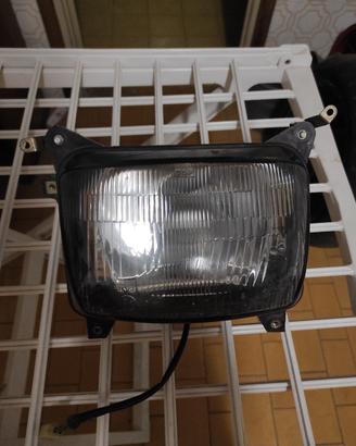 Faro Honda dominator