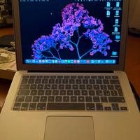 MacBook Air 13” intel I5