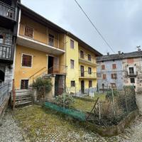 CASA SEMINDIPENDENTE A RUEGLIO