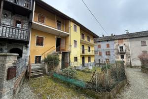 CASA SEMINDIPENDENTE A RUEGLIO