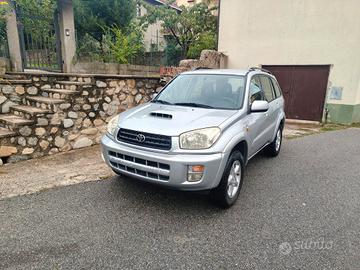 Toyota Rav 2.0 D-4D SOL (Gancio- Traino) 