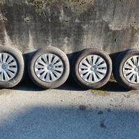 Ruote invernali 195/65 R15 x auto Volkswagen