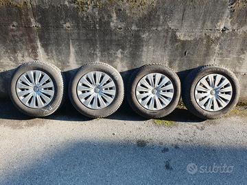 Ruote invernali 195/65 R15 x auto Volkswagen