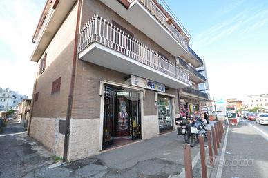 3 LOCALI A ROMA