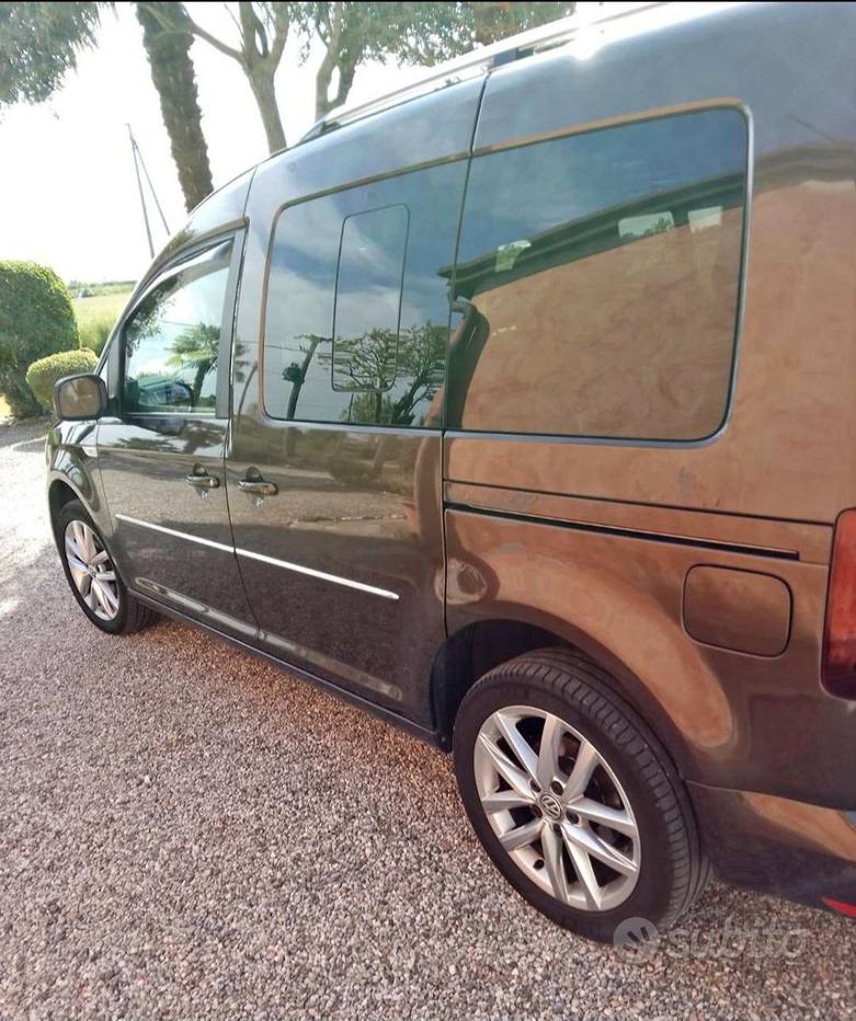 Caddy highline automatico metano gancio traino