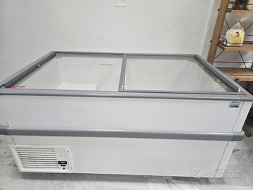 Surgelatore per attività commerciale