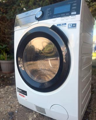 Lavatrice lavasciuga 10 kg AEG pompa di calore A++