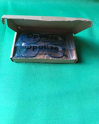 Set 2 occhiali e 2 catenelle