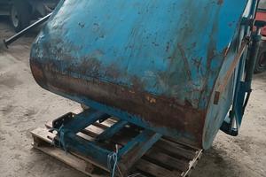 muletto-vasca per uva-ecc Berti idraulica