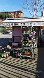 Vendita chiosco di fiori