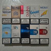 10 pacchetti sigarette da 10 vuoti.