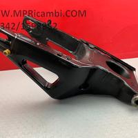 FORCELLONE POSTERIORE YAMAHA R1 2007 2008 YZF