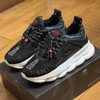 Versace chain reaction