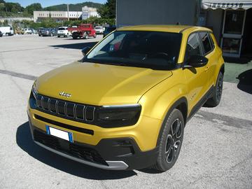 Jeep Avenger 1.2 Turbo 100 CV Summit, PARI AL NUOV