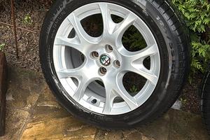 Cerchi alfa romeo mito R16