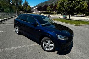 Audi q2 sline stronic