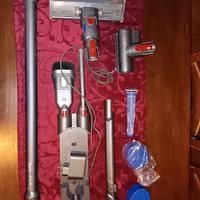 carica batterie e accessori dyson V8