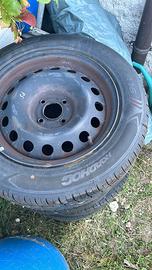 Gomme nuovissime 215/55/r16