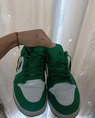 Nike Air Jordan 1 low pine green