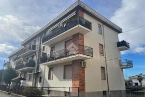 3 LOCALI A CARDANO AL CAMPO