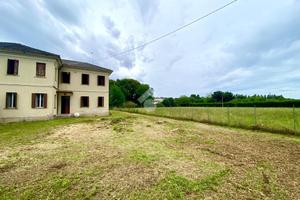 PORZIONE DI BIFAMILIARE A MONTEBELLUNA