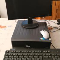 Pc Fisso Fujitsu Esprimo E5730 + Monitor e Webcam