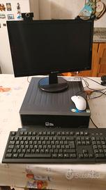 Pc Fisso Fujitsu Esprimo E5730 + Monitor e Webcam