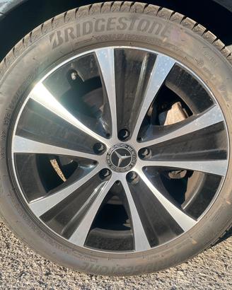 Cerchi con gomme 245 40 r18 Mercedes