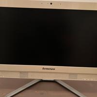 PC LENOVO 20 ‘’ RAM 4G