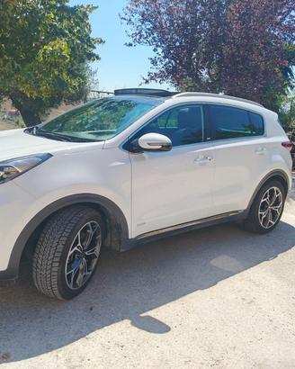 KIA SPORTAGE 1.6 4WD MILD-HYBRID GT LINE