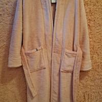 Accappatoio morbido,lungo.