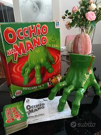 occhio alla mano