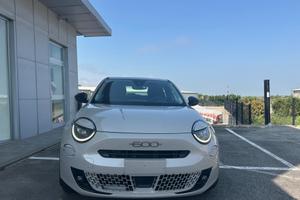Fiat 600 Hybrid 110 CV DCT MHEV Business