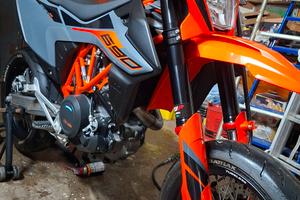 Ktm 690 smc-r 2022
