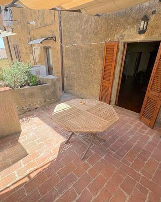 Appartamento di 130 m² con più di 5 locali e box a