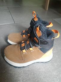 Scarponcini da montagna n.25