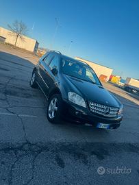 Mercedes - Benz ML