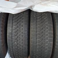 Pneumatici invernali Bridgestone 235/65 R16C