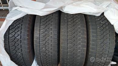 Pneumatici invernali Bridgestone 235/65 R16C