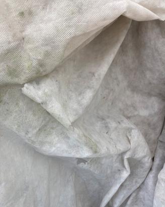 Tessuto per copertura piante