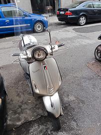 Piaggio Vespa 50 Primavera - 2017